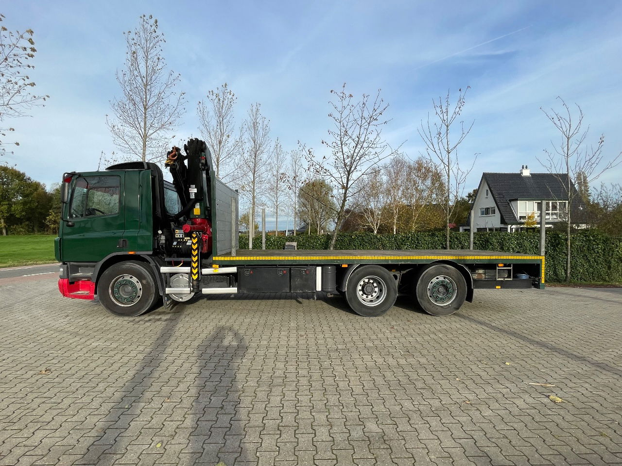 DAF CF 75.310 With Palfinger PK20002 crane - Xe tải thùng lửng/ Phẳng, Xe cẩu tự hành: hình 3 DAF CF 75.310 With Palfinger PK20002 crane - Xe tải thùng lửng/ Phẳng, Xe cẩu tự hành: hình 3