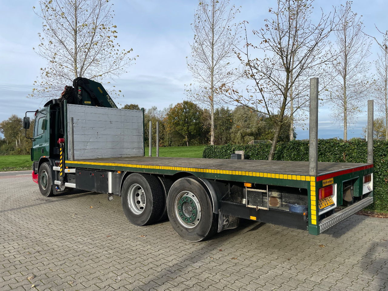 DAF CF 75.310 With Palfinger PK20002 crane - Xe tải thùng lửng/ Phẳng, Xe cẩu tự hành: hình 4 DAF CF 75.310 With Palfinger PK20002 crane - Xe tải thùng lửng/ Phẳng, Xe cẩu tự hành: hình 4