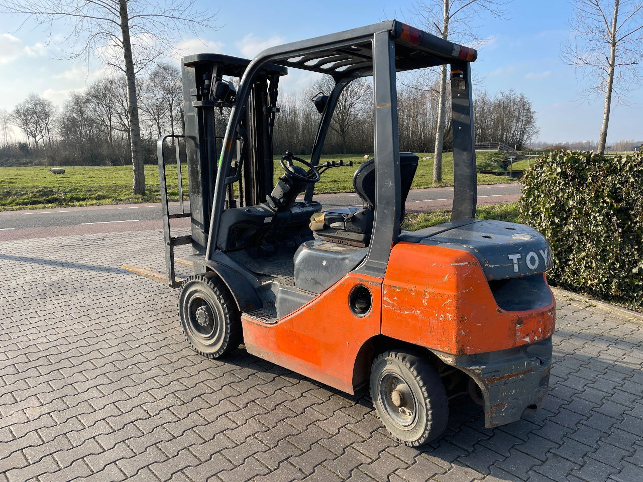 Toyota 02 8FDF25 2.5 ton triplo diesel heftruck - Xe nâng: hình 3 Toyota 02 8FDF25 2.5 ton triplo diesel heftruck - Xe nâng: hình 3