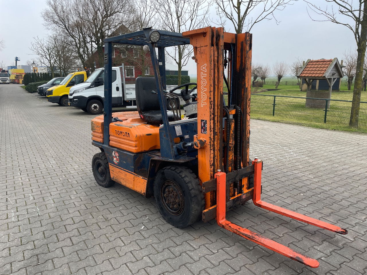 Toyota 2.5ton diesel triplo heftruck forklift - Xe nâng: hình 4 Toyota 2.5ton diesel triplo heftruck forklift - Xe nâng: hình 4