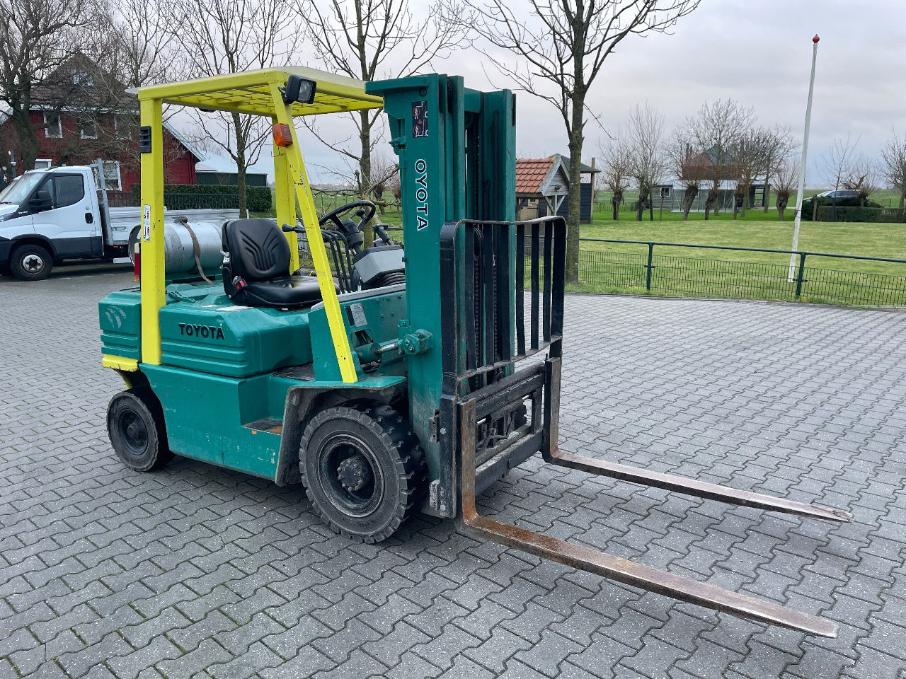 Toyota 42 5fgf25 2.5 Toyota heftruck LPG Triplo - Xe nâng: hình 4 Toyota 42 5fgf25 2.5 Toyota heftruck LPG Triplo - Xe nâng: hình 4