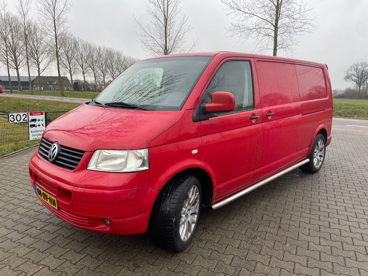 Volkswagen Transporter t5 2.5 L2 dubbele schuifdeur - Xe van nhỏ gọn: hình 1 Volkswagen Transporter t5 2.5 L2 dubbele schuifdeur - Xe van nhỏ gọn: hình 1