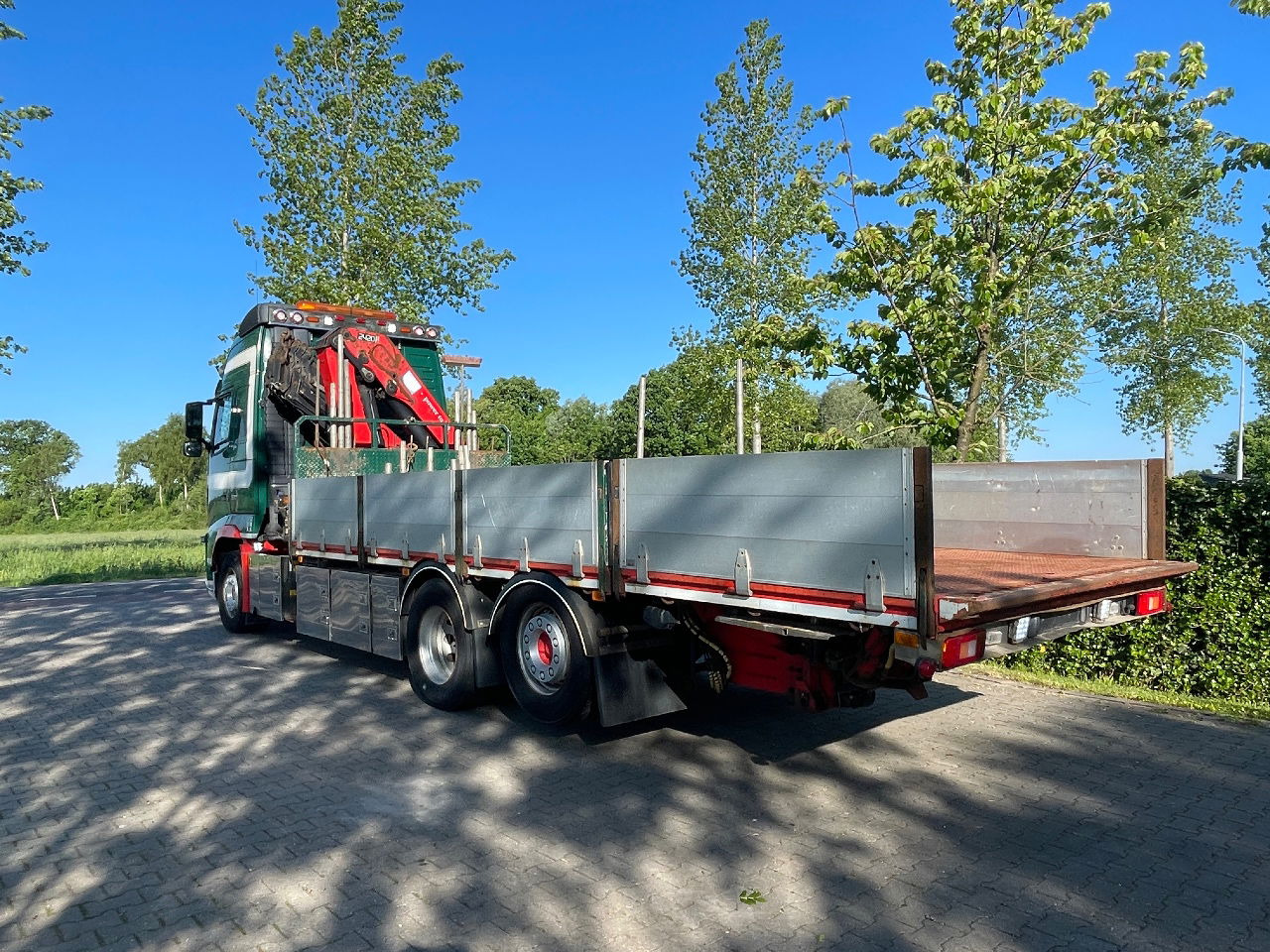 Volvo FH 13.500 HMF 2420 K5 crane, winch, and extendable deck - Xe cẩu tự hành: hình 5 Volvo FH 13.500 HMF 2420 K5 crane, winch, and extendable deck - Xe cẩu tự hành: hình 5