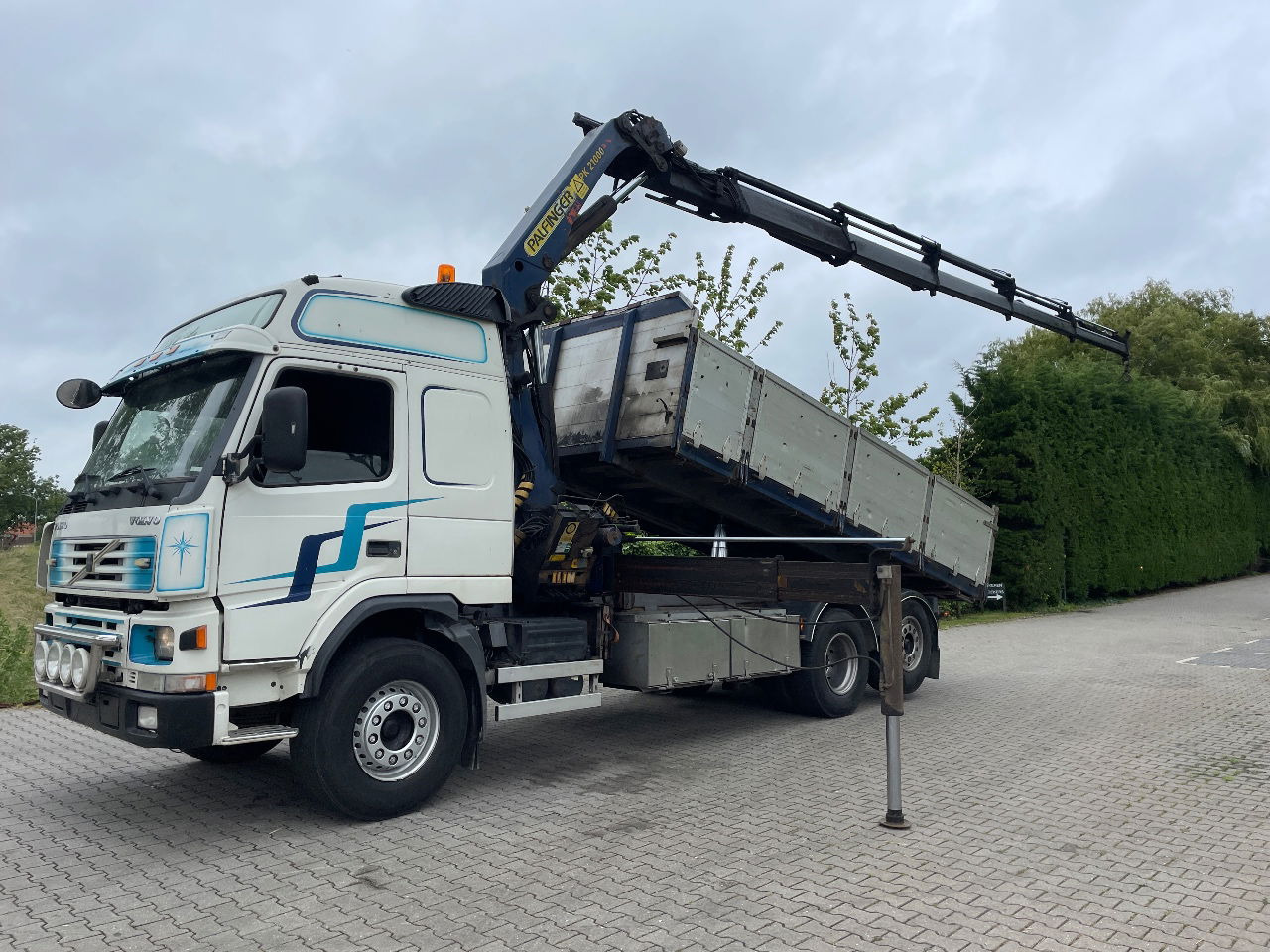 Volvo FM 7 310hp with Palfinger PK21000 with remote and tipper - Xe ben, Xe cẩu tự hành: hình 1 Volvo FM 7 310hp with Palfinger PK21000 with remote and tipper - Xe ben, Xe cẩu tự hành: hình 1
