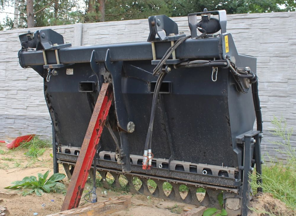 Bomag BS180 - Máy gieo hạt: hình 4 Bomag BS180 - Máy gieo hạt: hình 4