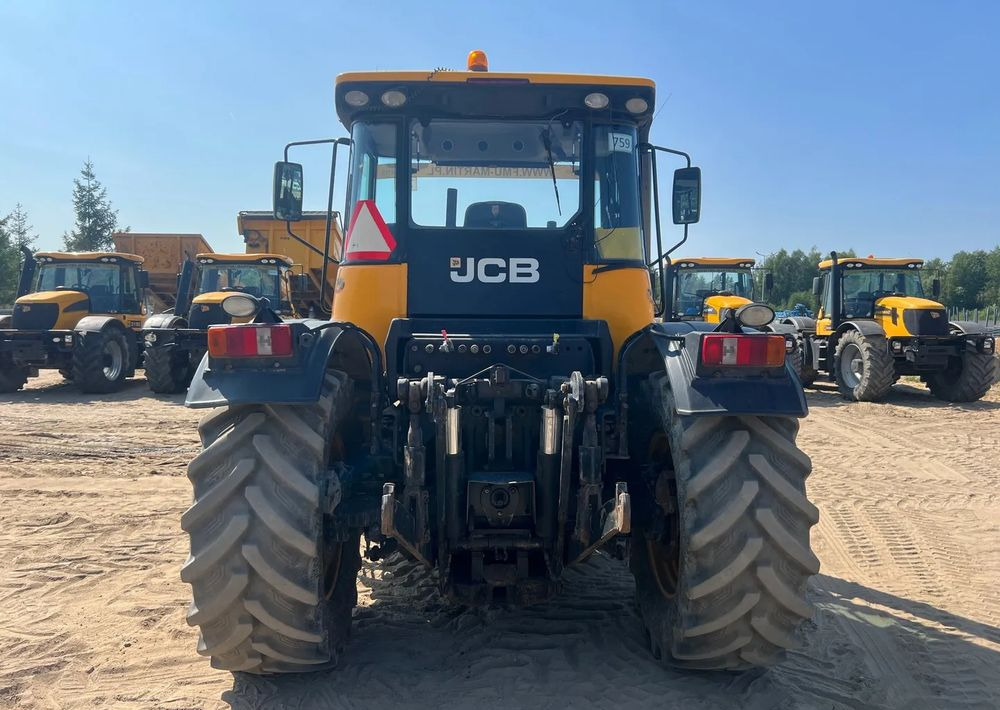 JCB FASTRAC 3230 XTRA - Máy cày: hình 4 JCB FASTRAC 3230 XTRA - Máy cày: hình 4