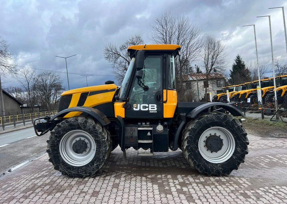 JCB Fastrac 3200 - Máy cày: hình 2 JCB Fastrac 3200 - Máy cày: hình 2