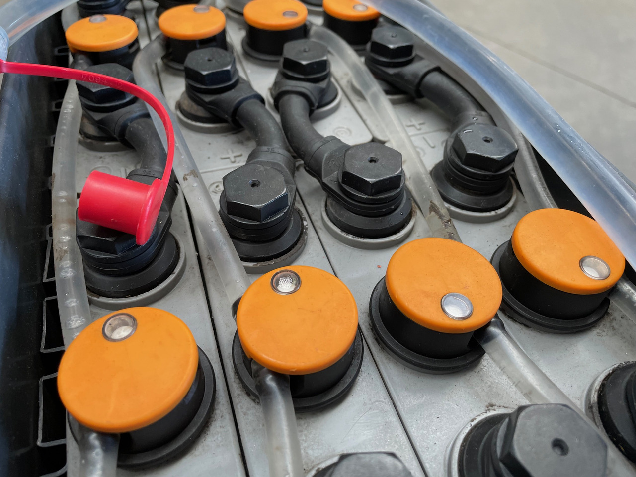 24 Volt I 2PzS 250 - Ắc quy cho Thiết bị xử lý vật liệu: hình 3 24 Volt I 2PzS 250 - Ắc quy cho Thiết bị xử lý vật liệu: hình 3