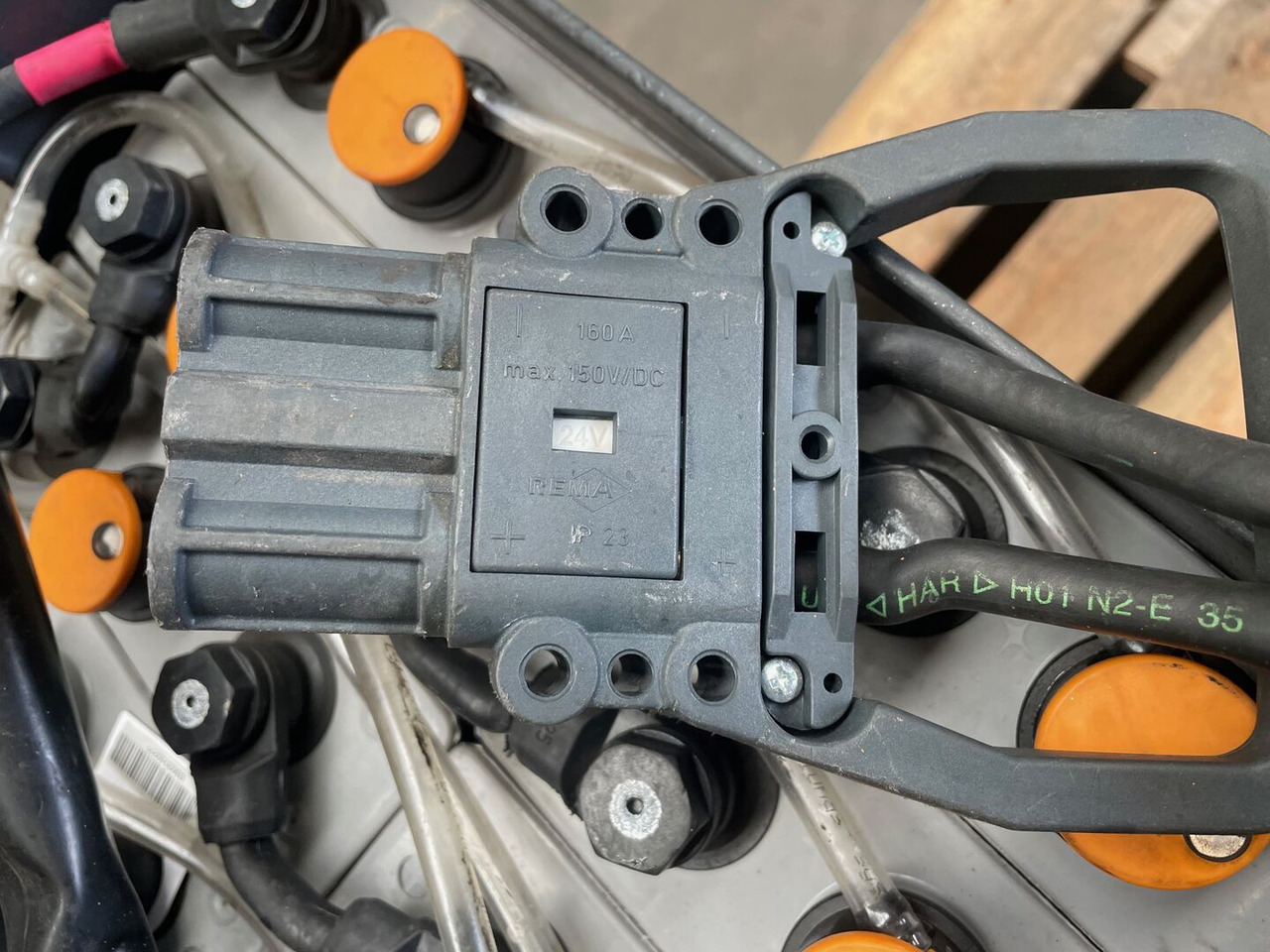 24 Volt I 3 PZS 375 - Ắc quy cho Thiết bị xử lý vật liệu: hình 4 24 Volt I 3 PZS 375 - Ắc quy cho Thiết bị xử lý vật liệu: hình 4