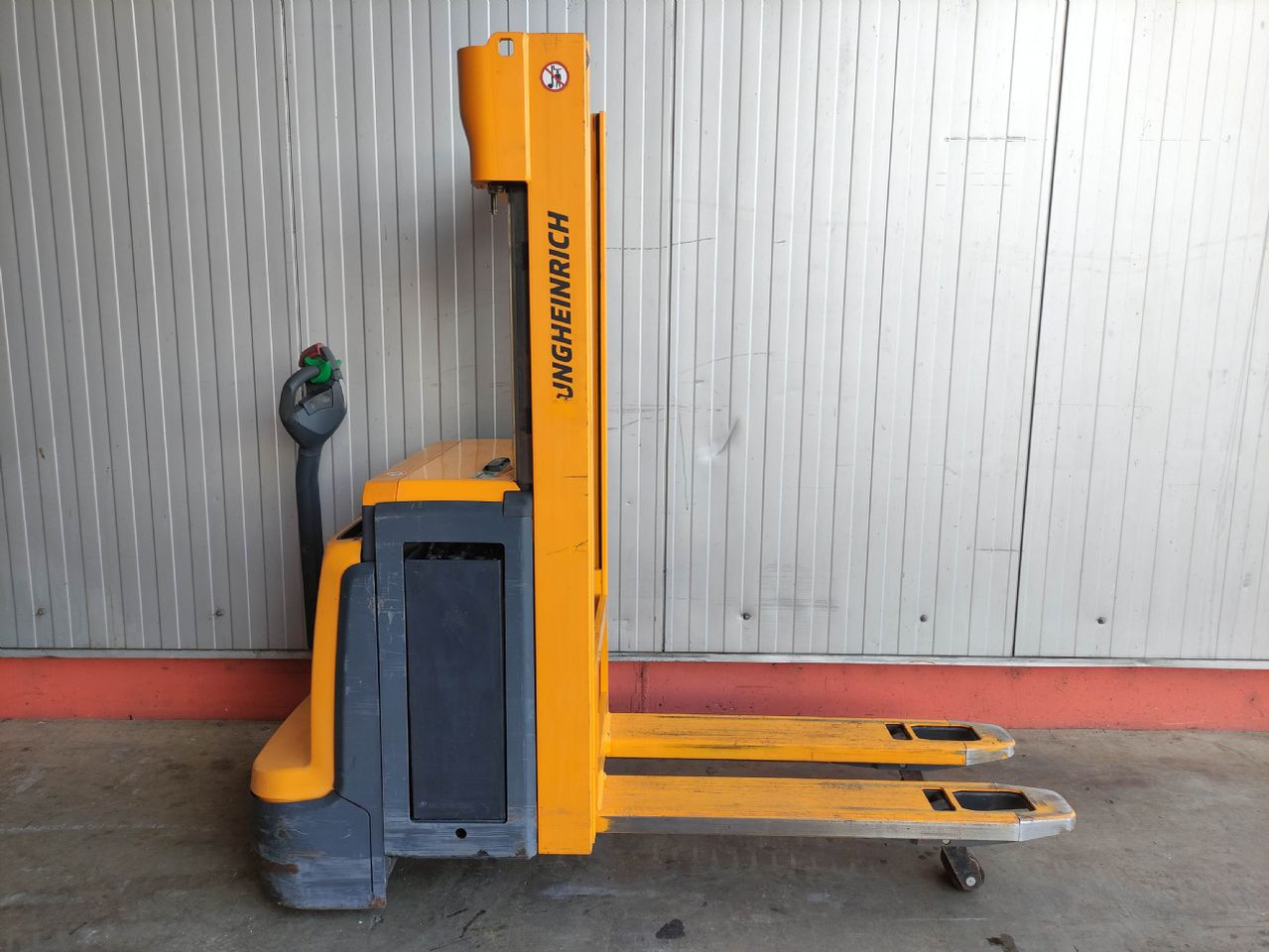 Jungheinrich EJC 216Z - Máy xếp chồng: hình 2 Jungheinrich EJC 216Z - Máy xếp chồng: hình 2