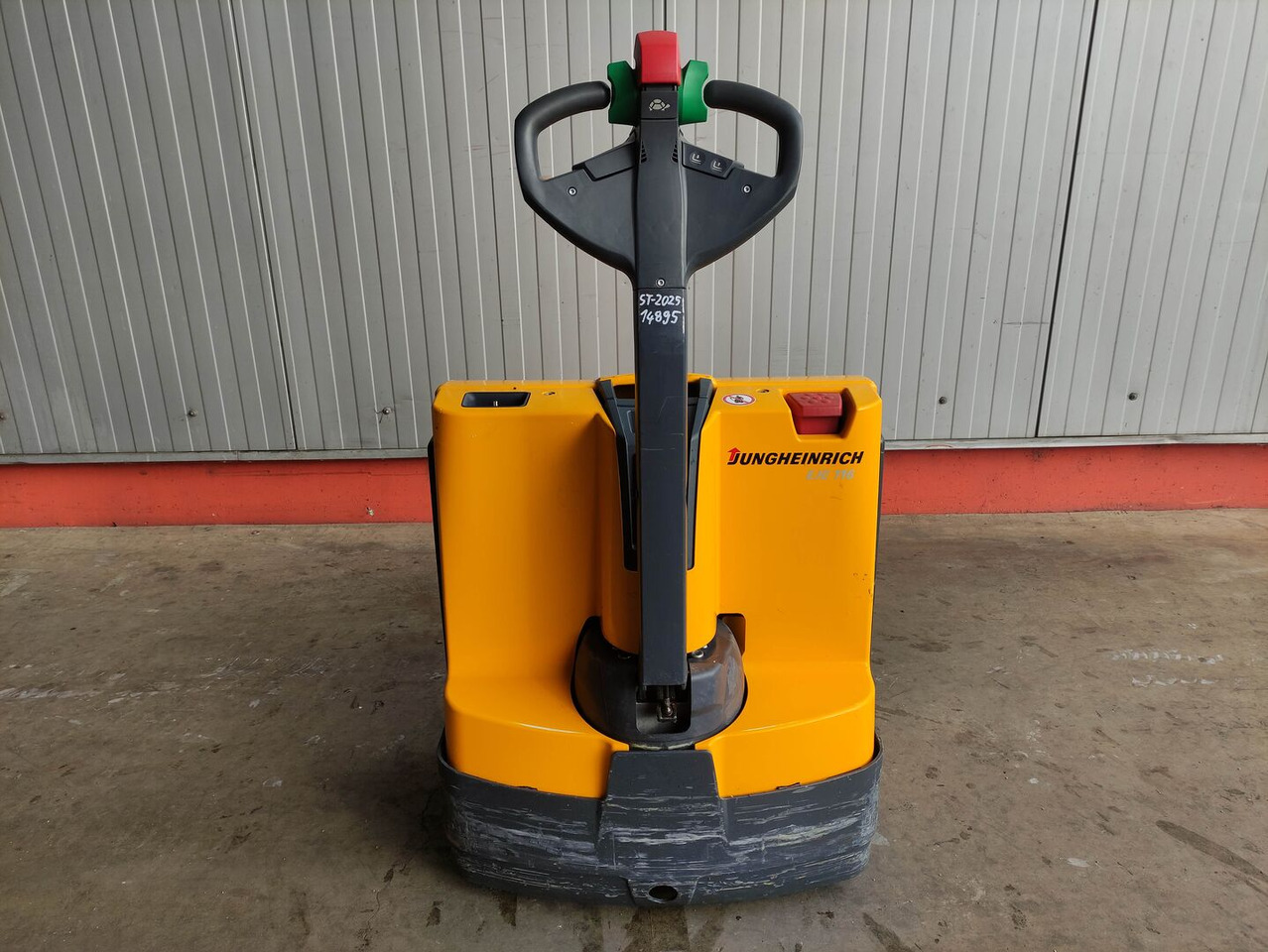 Jungheinrich EJE 116 - Xe tải nâng pallet: hình 4 Jungheinrich EJE 116 - Xe tải nâng pallet: hình 4