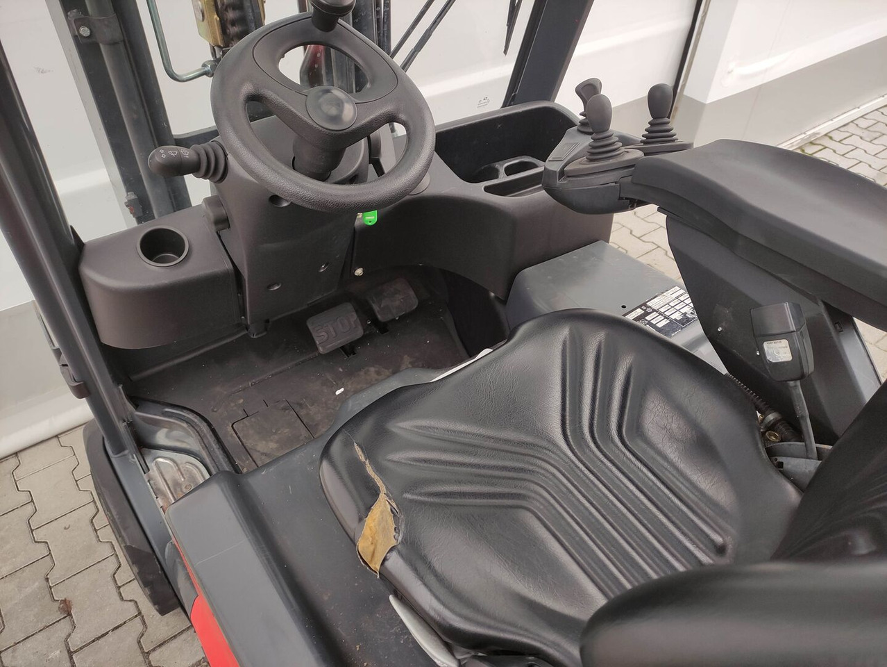 Linde E20PH-01-386 - Xe nâng điện: hình 5 Linde E20PH-01-386 - Xe nâng điện: hình 5