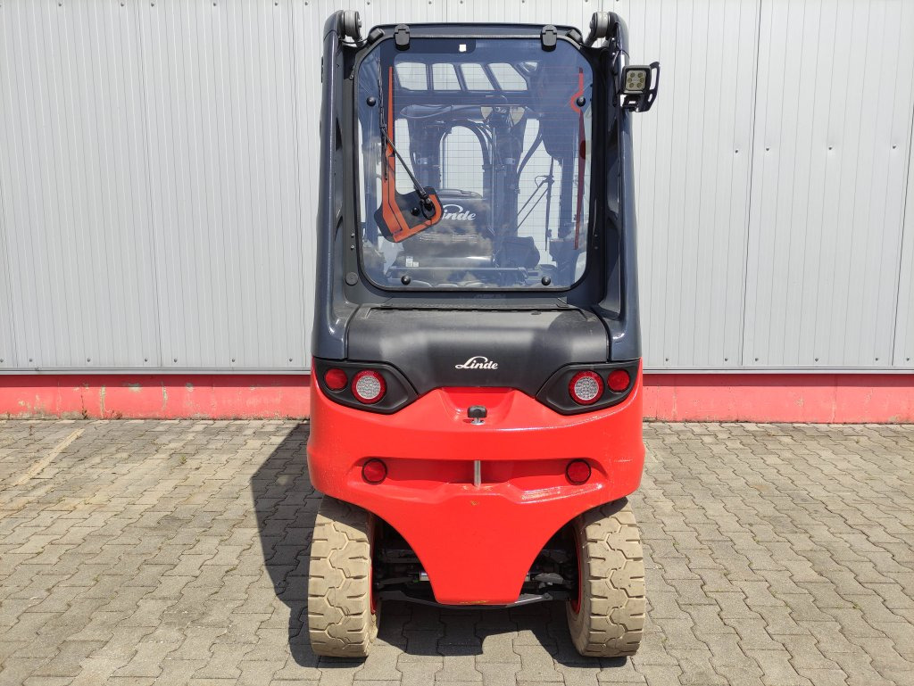 Linde E50HL-01-388 - Xe nâng điện: hình 4 Linde E50HL-01-388 - Xe nâng điện: hình 4