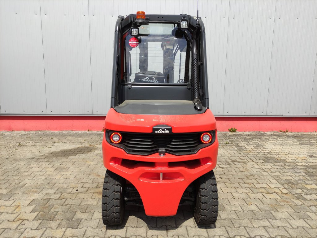 Linde H35D-01-1202 - Xe nâng diesel: hình 3 Linde H35D-01-1202 - Xe nâng diesel: hình 3