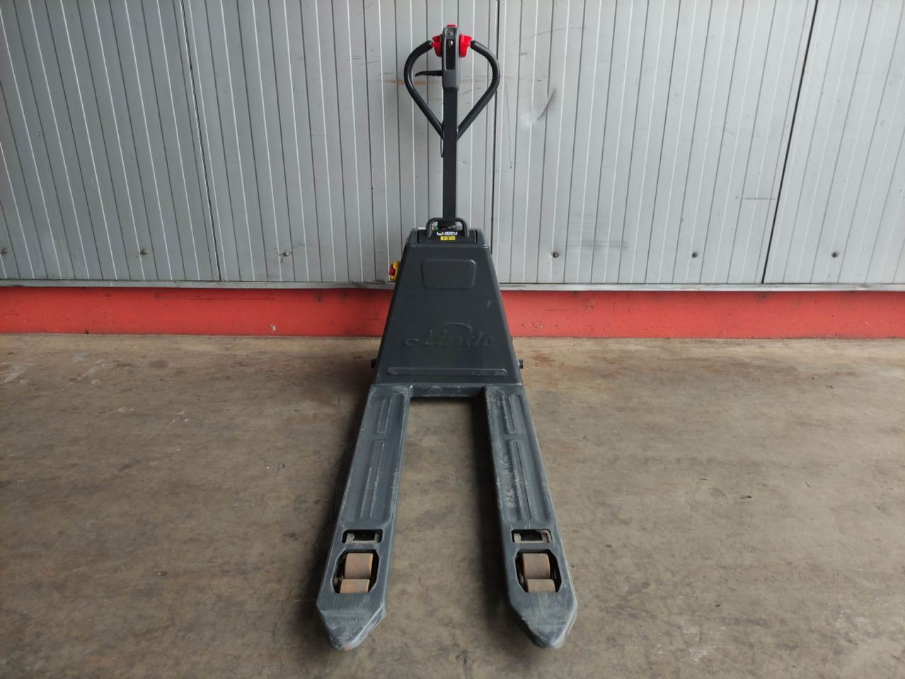 Linde MT15C - Xe tải nâng pallet: hình 3 Linde MT15C - Xe tải nâng pallet: hình 3