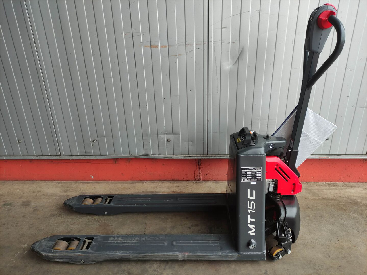 Linde MT15C - Xe tải nâng pallet: hình 1 Linde MT15C - Xe tải nâng pallet: hình 1