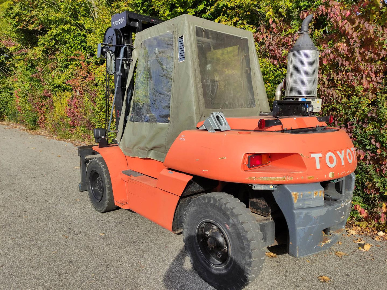 Toyota 50-5FD60 - Xe nâng diesel: hình 4 Toyota 50-5FD60 - Xe nâng diesel: hình 4