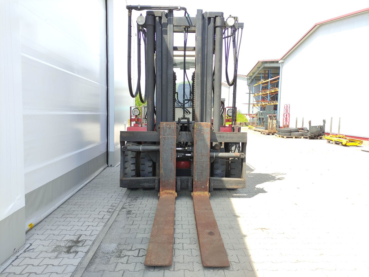 Valmet TD12.12S-01660 - Xe nâng diesel: hình 5 Valmet TD12.12S-01660 - Xe nâng diesel: hình 5