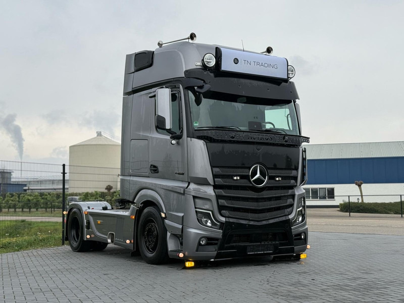 Mercedes-Benz 1863.630 SHOWTRUCK, VOLLUCHT, L PAKKET, HYDRAULIEK, TOPSTAAT. - Xe đầu kéo: hình 2 Mercedes-Benz 1863.630 SHOWTRUCK, VOLLUCHT, L PAKKET, HYDRAULIEK, TOPSTAAT. - Xe đầu kéo: hình 2