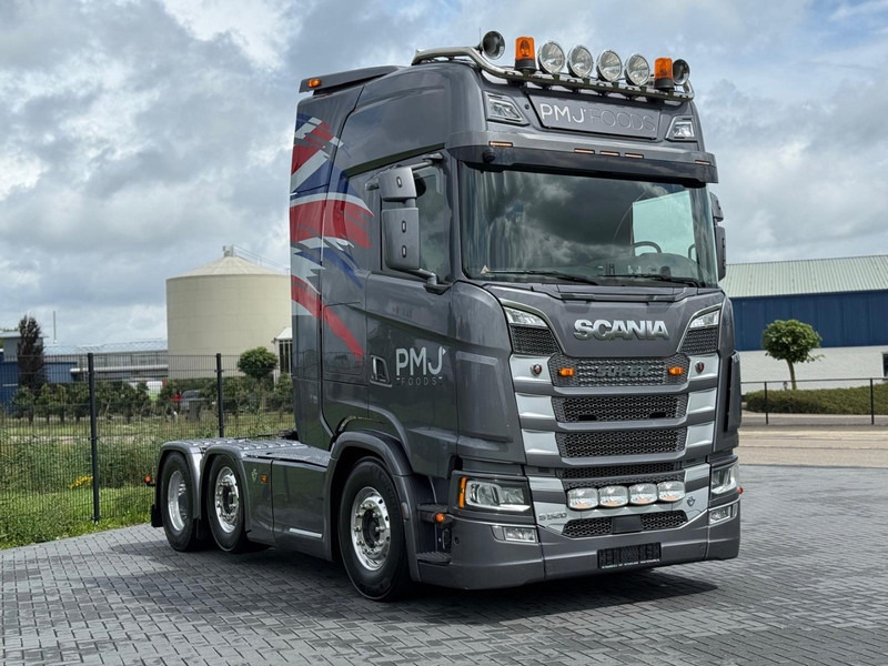 Scania S520 V8 NGS NIEUW STAAT, ALCOA, RETARDER, LEREN STOELEN, TACHO 2. - Xe đầu kéo: hình 1 Scania S520 V8 NGS NIEUW STAAT, ALCOA, RETARDER, LEREN STOELEN, TACHO 2. - Xe đầu kéo: hình 1