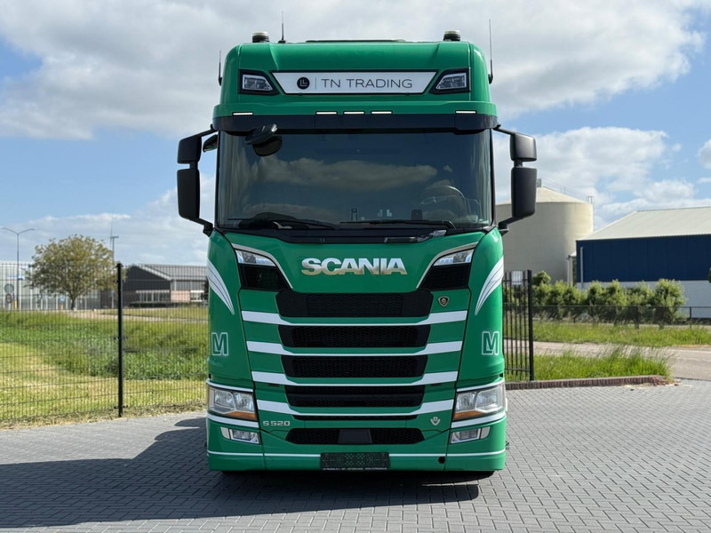 Scania S520 V8 NGS NO EGR, 2.95WB, FULL SPOILER, RETARDER, FULL AIR. - Xe đầu kéo: hình 4 Scania S520 V8 NGS NO EGR, 2.95WB, FULL SPOILER, RETARDER, FULL AIR. - Xe đầu kéo: hình 4