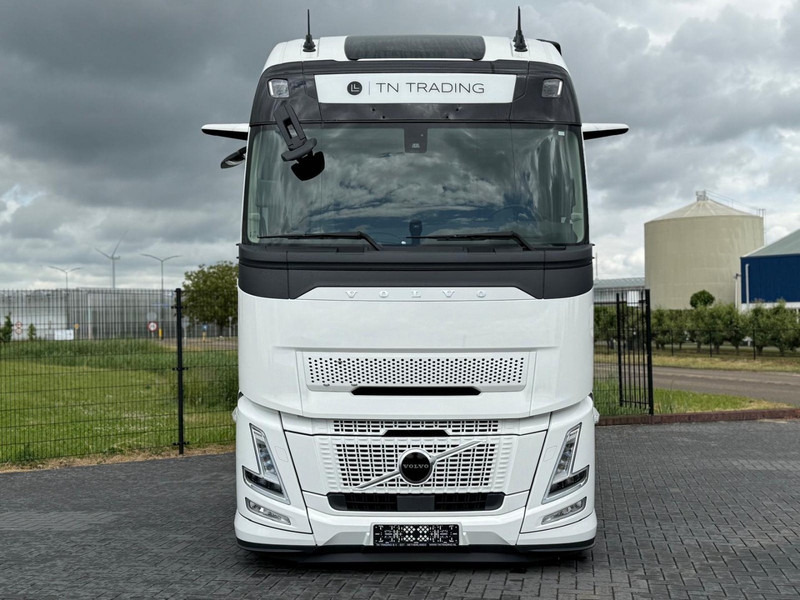 Volvo FH 13.460XL NEW, FULL AIR, ALCOA, HYDRAULIC, XL, FULL. - Xe đầu kéo: hình 3 Volvo FH 13.460XL NEW, FULL AIR, ALCOA, HYDRAULIC, XL, FULL. - Xe đầu kéo: hình 3