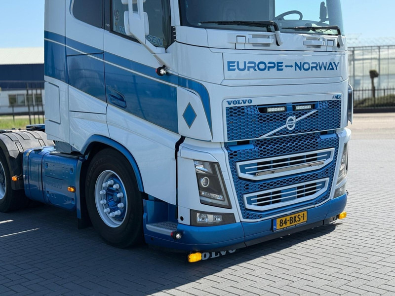 Volvo FH 16.750 FULL AIR, LEATHER, SHOW, TOP CONDITION, XL CABINE. - Xe đầu kéo: hình 5 Volvo FH 16.750 FULL AIR, LEATHER, SHOW, TOP CONDITION, XL CABINE. - Xe đầu kéo: hình 5