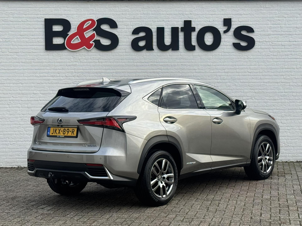 Lexus NX-300h AWD Luxury Line Trekhaak DAB Camera Navigatie Led Lane assist - SUV: hình 2 Lexus NX-300h AWD Luxury Line Trekhaak DAB Camera Navigatie Led Lane assist - SUV: hình 2