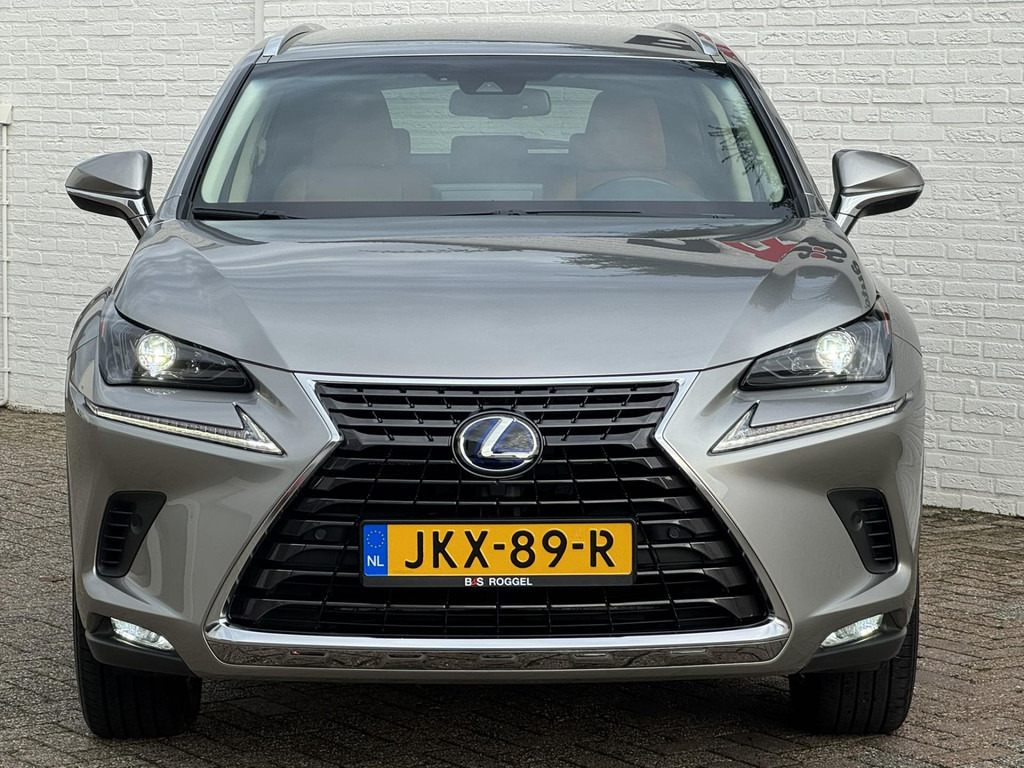 Lexus NX-300h AWD Luxury Line Trekhaak DAB Camera Navigatie Led Lane assist - SUV: hình 4 Lexus NX-300h AWD Luxury Line Trekhaak DAB Camera Navigatie Led Lane assist - SUV: hình 4