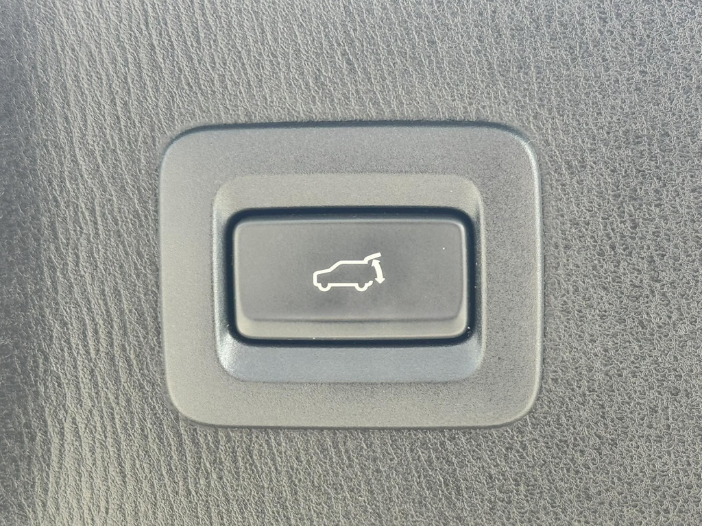 SUV Mazda CX-5-2.5 SkyActiv-G 194 GT-M 4WD Dealeronderhouden Cruise control Climate control Stoelverwarming V/A Stuurverwarming Bose: hình 15 SUV Mazda CX-5-2.5 SkyActiv-G 194 GT-M 4WD Dealeronderhouden Cruise control Climate control Stoelverwarming V/A Stuurverwarming Bose: hình 15