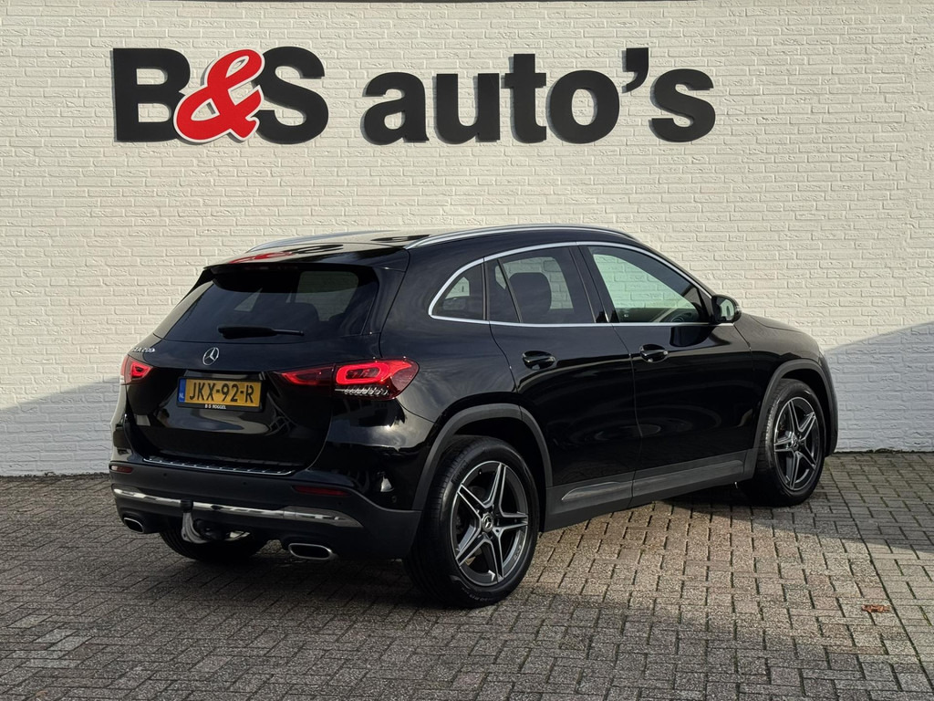 Mercedes-Benz GLA-200 AMG Sfeerverlichting Trekhaak Cruise Climate Navigatie Bluetooth Stoelverwarming - SUV: hình 2 Mercedes-Benz GLA-200 AMG Sfeerverlichting Trekhaak Cruise Climate Navigatie Bluetooth Stoelverwarming - SUV: hình 2