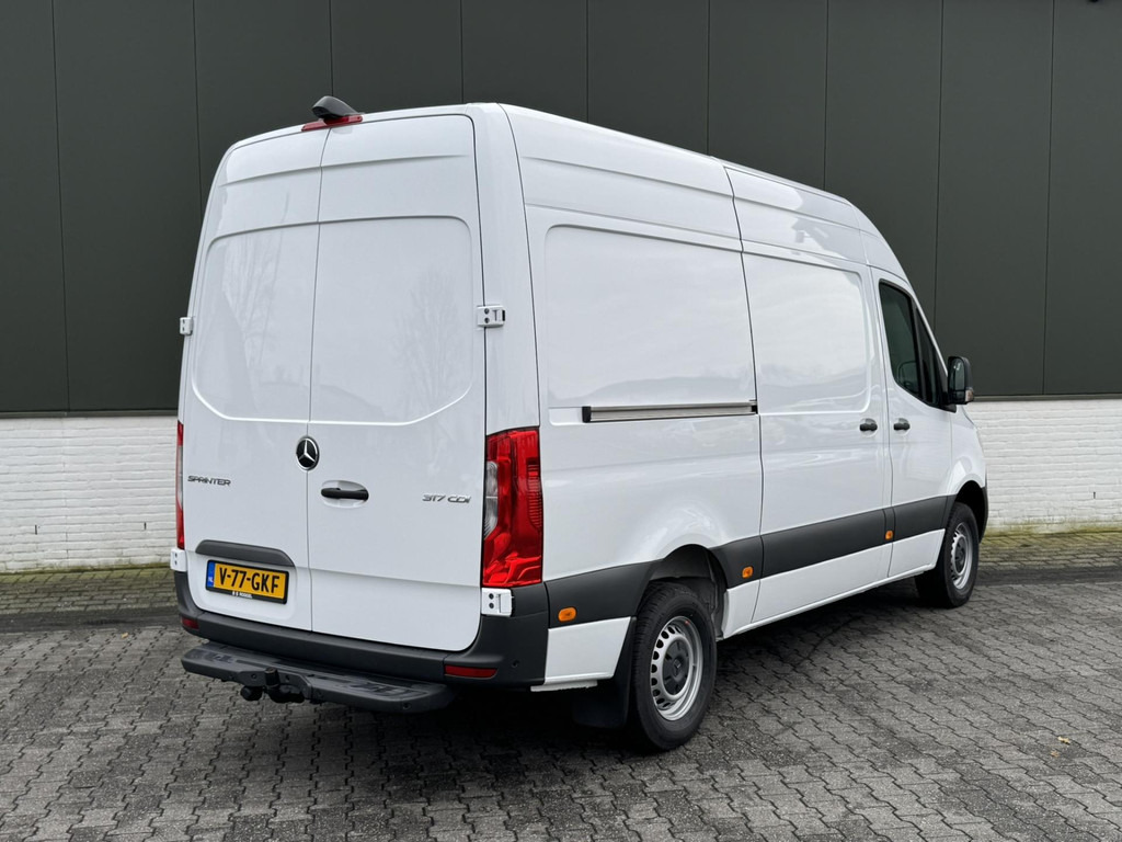 Mercedes-Benz Sprinter-317 1.9 CDI L2 9G laadruimte bekleed Leder Camera Clima M-bux media systeem DAB - Xe van chở hàng: hình 2 Mercedes-Benz Sprinter-317 1.9 CDI L2 9G laadruimte bekleed Leder Camera Clima M-bux media systeem DAB - Xe van chở hàng: hình 2
