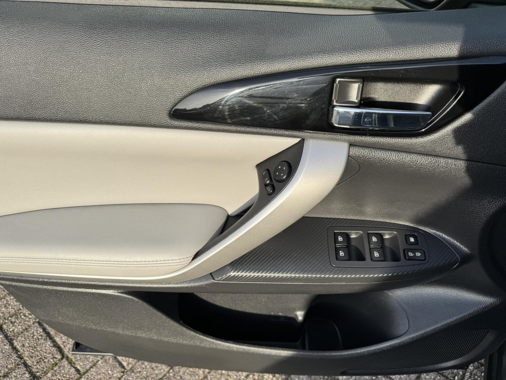 SUV Mitsubishi Eclipse Cross-2.4 PHEV Business Executive Adaptive cruise Climate control Stuur- Stoelverwarming v/a Apple / Android: hình 20 SUV Mitsubishi Eclipse Cross-2.4 PHEV Business Executive Adaptive cruise Climate control Stuur- Stoelverwarming v/a Apple / Android: hình 20