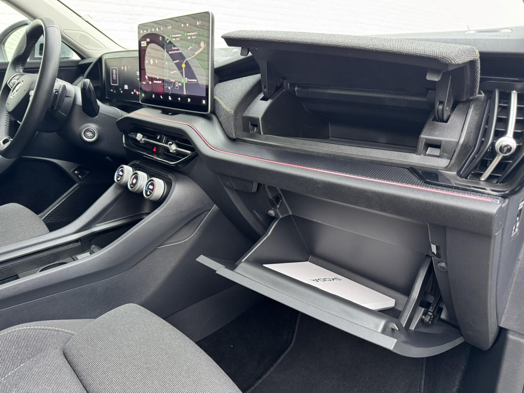 SUV Škoda Kodiaq-1.5 TSI PHEV Business Edition Full LED Adaptive cruis Climate Stoel-Stuurverwarming Apple / Android Navi Camera: hình 40 SUV Škoda Kodiaq-1.5 TSI PHEV Business Edition Full LED Adaptive cruis Climate Stoel-Stuurverwarming Apple / Android Navi Camera: hình 40