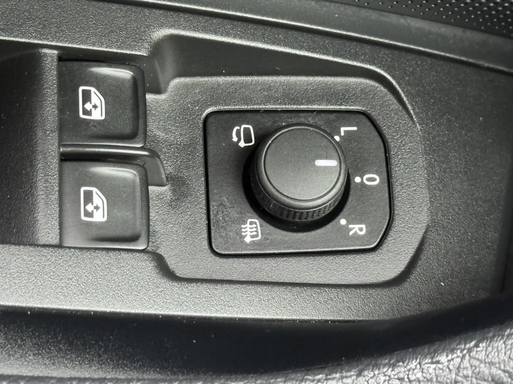 SUV Škoda Kodiaq-1.5 TSI PHEV Business Edition Full LED Adaptive cruis Climate Stoel-Stuurverwarming Apple / Android Navi Camera: hình 21 SUV Škoda Kodiaq-1.5 TSI PHEV Business Edition Full LED Adaptive cruis Climate Stoel-Stuurverwarming Apple / Android Navi Camera: hình 21