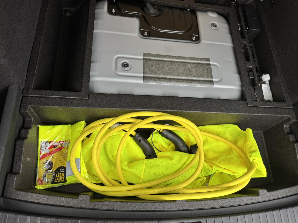 SUV Škoda Kodiaq-1.5 TSI PHEV Business Edition Full LED Adaptive cruis Climate Stoel-Stuurverwarming Apple / Android Navi Camera: hình 14 SUV Škoda Kodiaq-1.5 TSI PHEV Business Edition Full LED Adaptive cruis Climate Stoel-Stuurverwarming Apple / Android Navi Camera: hình 14