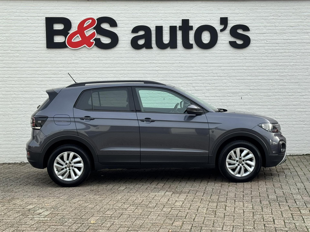 Volkswagen T-Cross-1.0 TSI Adaptive cruise Climate control DAB radio Carplay - SUV: hình 5 Volkswagen T-Cross-1.0 TSI Adaptive cruise Climate control DAB radio Carplay - SUV: hình 5
