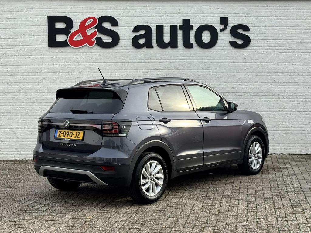 Volkswagen T-Cross-1.0 TSI Adaptive cruise Climate control DAB radio Carplay - SUV: hình 2 Volkswagen T-Cross-1.0 TSI Adaptive cruise Climate control DAB radio Carplay - SUV: hình 2