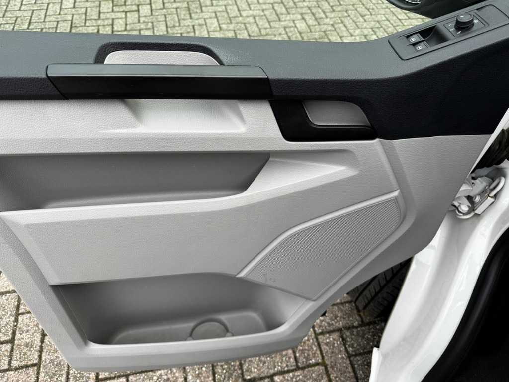 Volkswagen Transporter Kombi-T6 2.0 TDI 9 persoons Cruise control Airco Verwarmbare buitenspiegels - Xe van chở khách: hình 5 Volkswagen Transporter Kombi-T6 2.0 TDI 9 persoons Cruise control Airco Verwarmbare buitenspiegels - Xe van chở khách: hình 5