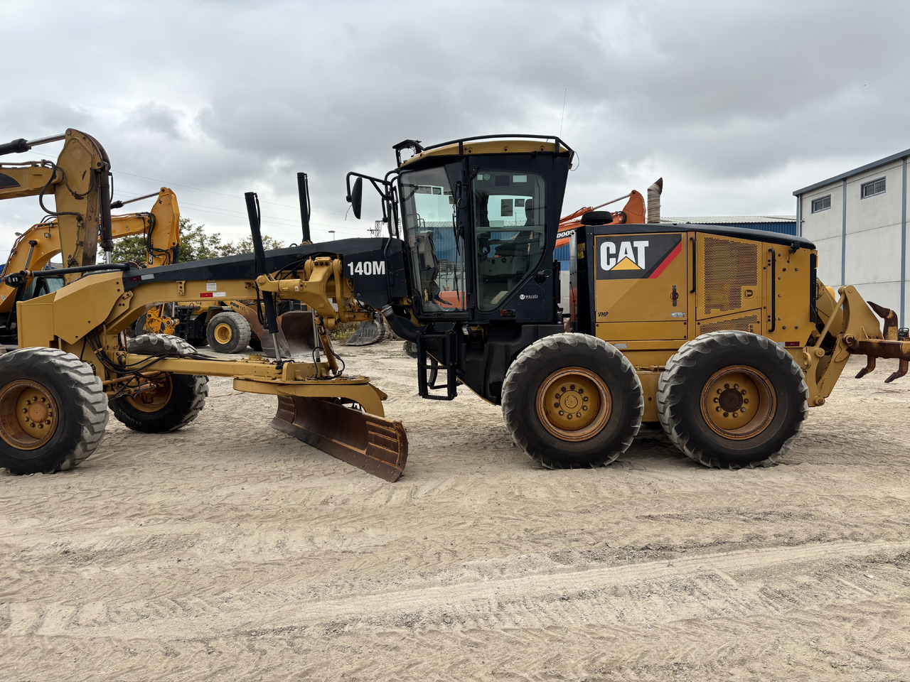 CATERPILLAR 140M - Máy móc xây dựng: hình 2 CATERPILLAR 140M - Máy móc xây dựng: hình 2