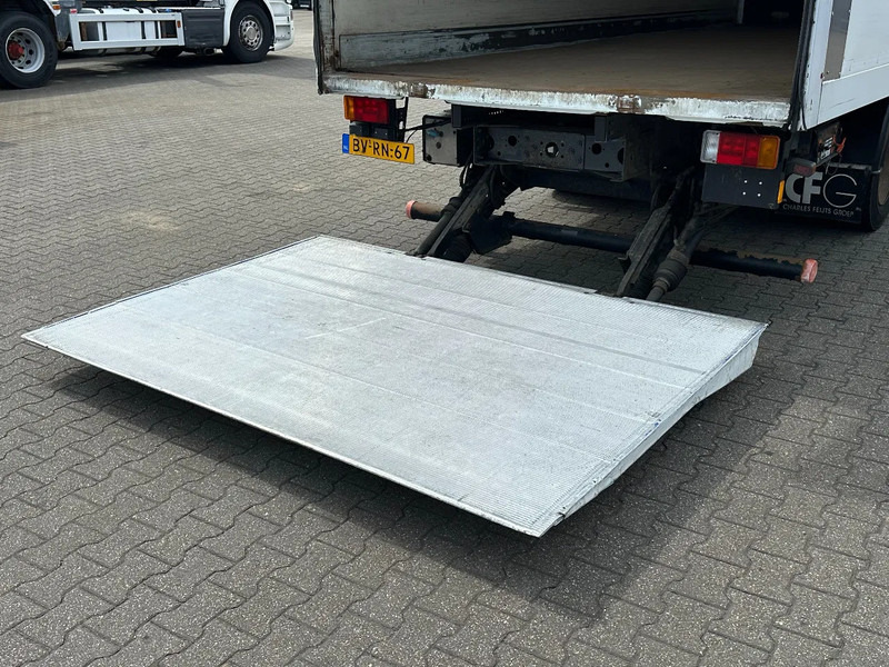 Iveco EuroCargo 180 Closed Box Saxas 12T / Lift / Euro 5 / Smart Tacho - Xe tải hộp: hình 5 Iveco EuroCargo 180 Closed Box Saxas 12T / Lift / Euro 5 / Smart Tacho - Xe tải hộp: hình 5