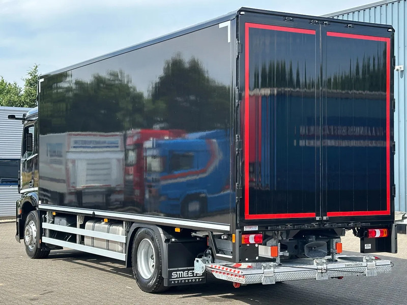Mercedes-Benz Actros 1936 4x2 Gesloten Opbouw / Laadklep *Nieuwstaat* 58 Tkm! - Xe tải hộp: hình 4 Mercedes-Benz Actros 1936 4x2 Gesloten Opbouw / Laadklep *Nieuwstaat* 58 Tkm! - Xe tải hộp: hình 4