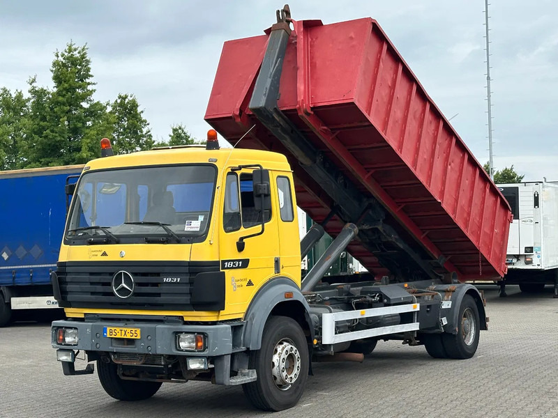 Mercedes-Benz SK 1931 4x2 Meiler Haakarm 20T Manual + Telma / Euro 1 - Xe tải nâng móc: hình 1 Mercedes-Benz SK 1931 4x2 Meiler Haakarm 20T Manual + Telma / Euro 1 - Xe tải nâng móc: hình 1