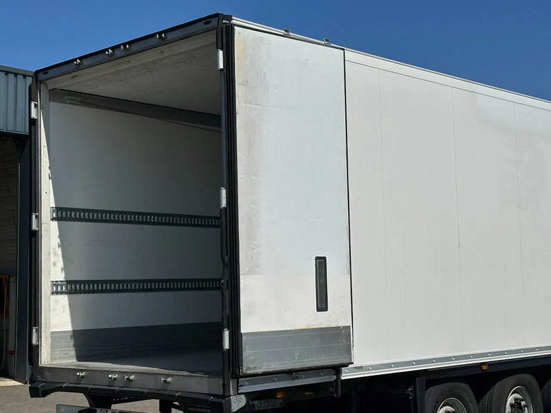 Schmitz Cargobull Carrier Vector 1550 / SAF-Disc / Lift-Axle - Sơ mi rơ moóc đông lạnh: hình 5 Schmitz Cargobull Carrier Vector 1550 / SAF-Disc / Lift-Axle - Sơ mi rơ moóc đông lạnh: hình 5