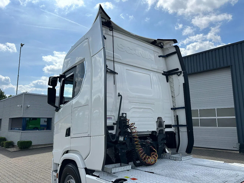 Xe đầu kéo Scania S650 V8 6x2 Boogie / Retarder / 2 Tank / Full Air / Full Spoiler: hình 11