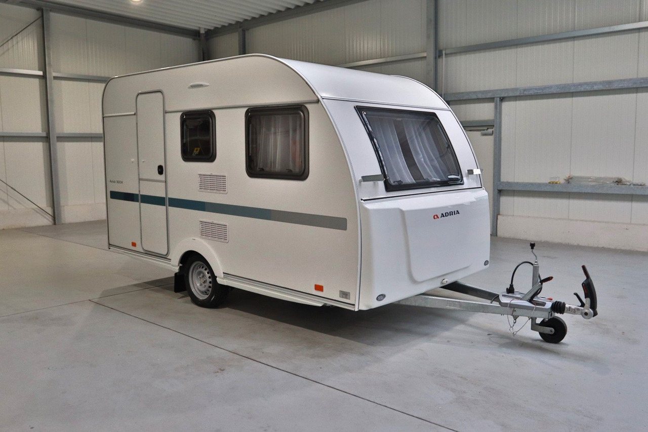 Adria Aviva 360 DK /1.Hand/Top-Fahrzeug/Etagenbetten Adria Aviva 360 DK /1.Hand/Top-Fahrzeug/Etagenbetten - Rơ moóc kiểu caravan: hình 1 Adria Aviva 360 DK /1.Hand/Top-Fahrzeug/Etagenbetten Adria Aviva 360 DK /1.Hand/Top-Fahrzeug/Etagenbetten - Rơ moóc kiểu caravan: hình 1