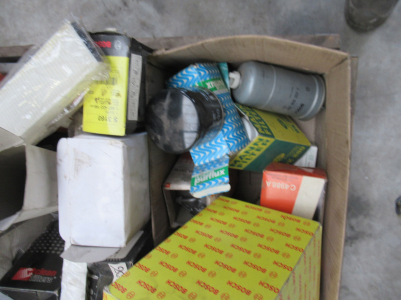 Diversen Partij filters: o.a brandstof, interieur, lucht & oliefilters - Bộ lọc nhiên liệu cho Xe tải nhỏ: hình 3 Diversen Partij filters: o.a brandstof, interieur, lucht & oliefilters - Bộ lọc nhiên liệu cho Xe tải nhỏ: hình 3