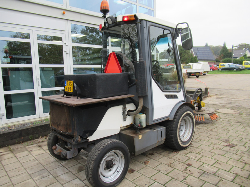 LM TRAC 286 Werktuigdrager ( zonder Borstel arm ) - Xe quét đường: hình 2 LM TRAC 286 Werktuigdrager ( zonder Borstel arm ) - Xe quét đường: hình 2