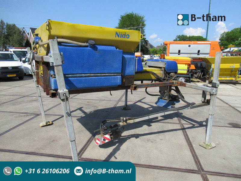 NIDO STRATOS B11K-24 PCXN350 1,1M3 + 500L Rotopower Salzstreuer Salt Spreader Zoutstrooier - Máy dàn trải cát/ Muối: hình 1 NIDO STRATOS B11K-24 PCXN350 1,1M3 + 500L Rotopower Salzstreuer Salt Spreader Zoutstrooier - Máy dàn trải cát/ Muối: hình 1