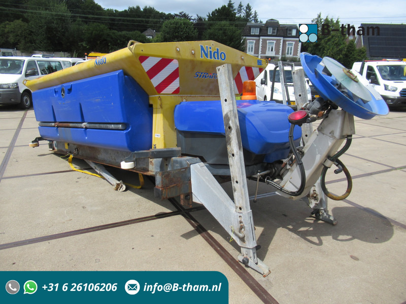 NIDO STRATOS B40-36 VCLN-490 4 M3 + 2.200L Salzstreuer HYDRO Saltspreader - Máy dàn trải cát/ Muối: hình 1 NIDO STRATOS B40-36 VCLN-490 4 M3 + 2.200L Salzstreuer HYDRO Saltspreader - Máy dàn trải cát/ Muối: hình 1